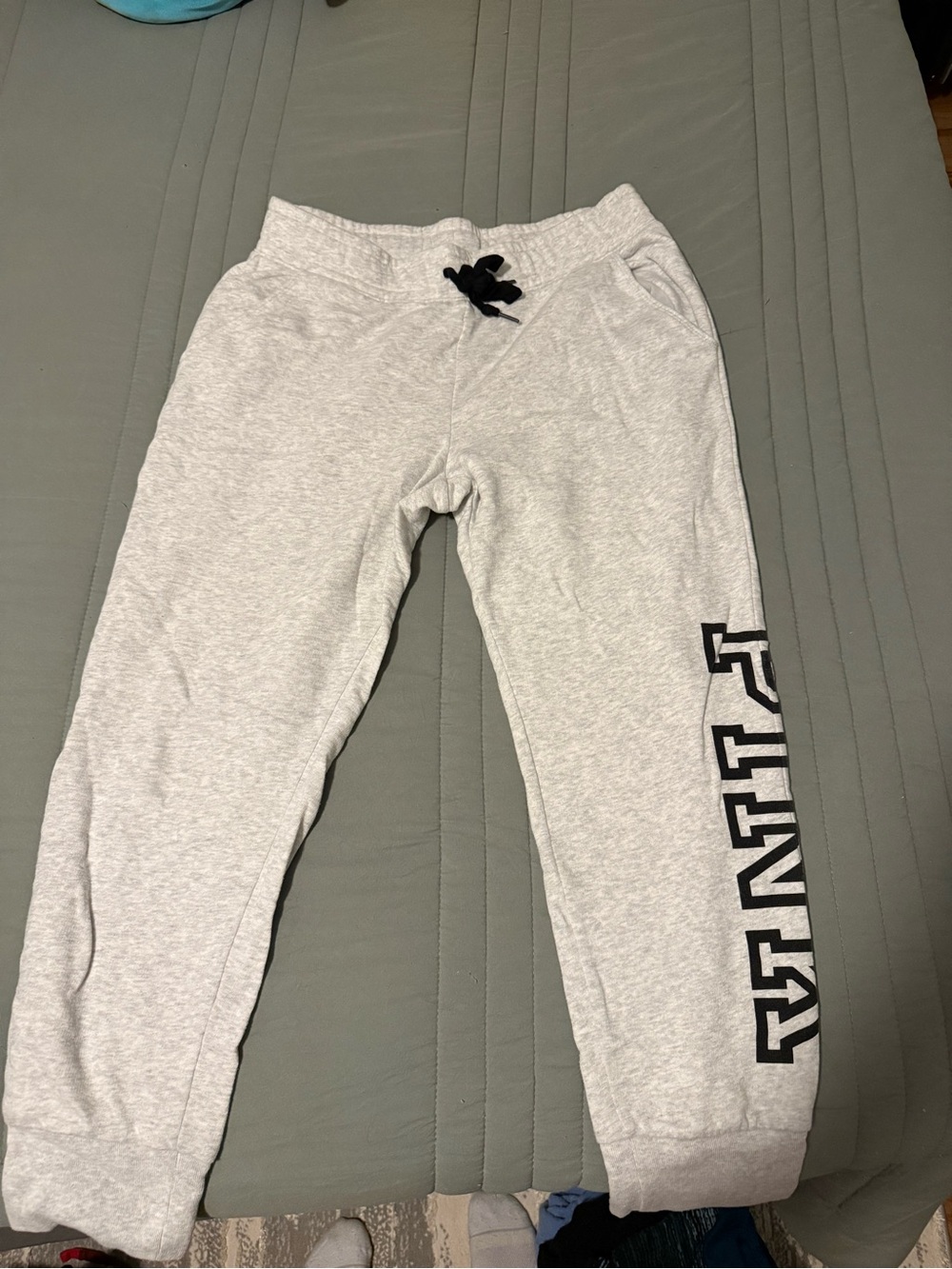 PINK Victoria's Secret Light Gray Jogger Sweatpants
